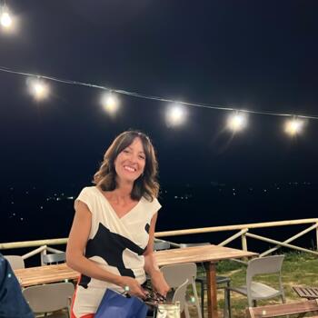 Lavoro per babysitter a Loreto: lavoro per babysitter Silvia