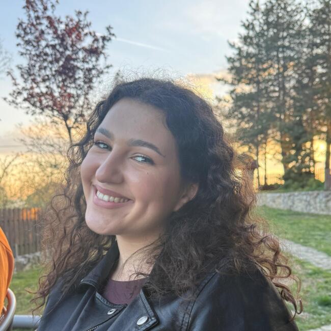 Babysitter in Užice: Anja