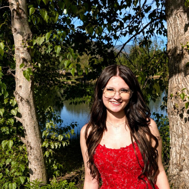 Babysitter in Armstrong (British Columbia): Faith