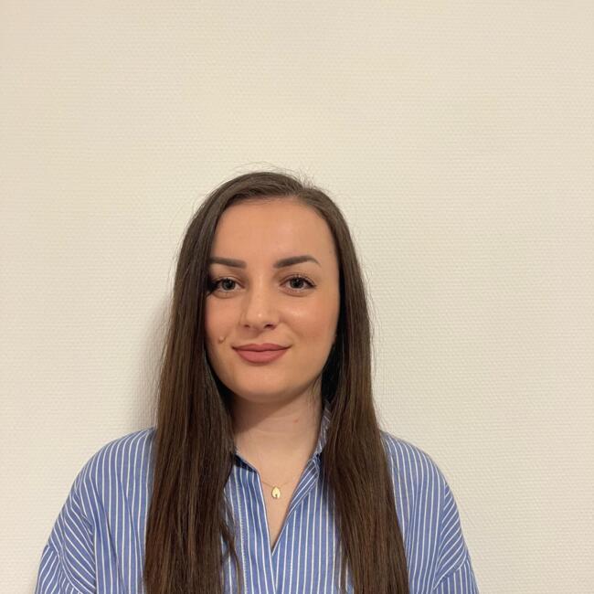 Babysitter in Düdelingen: Esmeralda