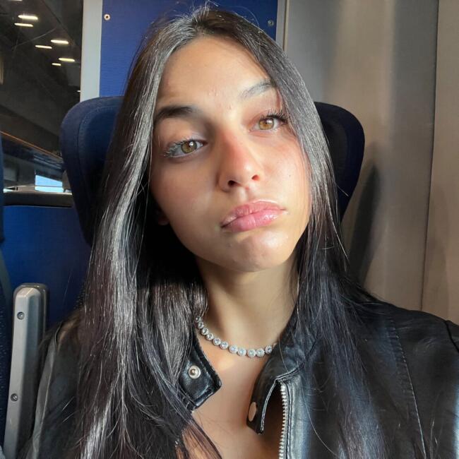 Babysitter in Rimini: Emili