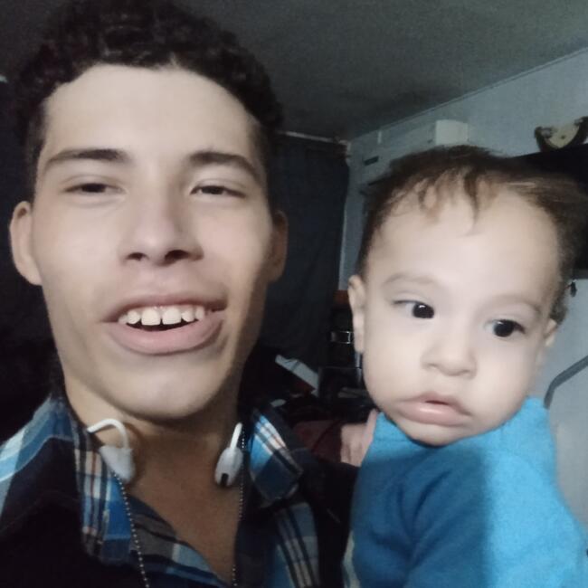 Babysitting job in Cúa: Cristhofer