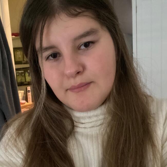 Babysitter in Canterbury: Hennie