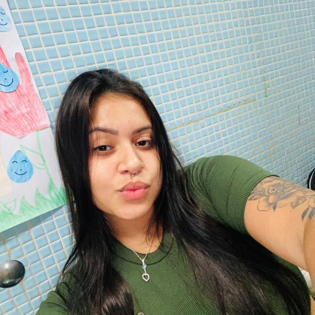 Babá em Guarujá: Isadora