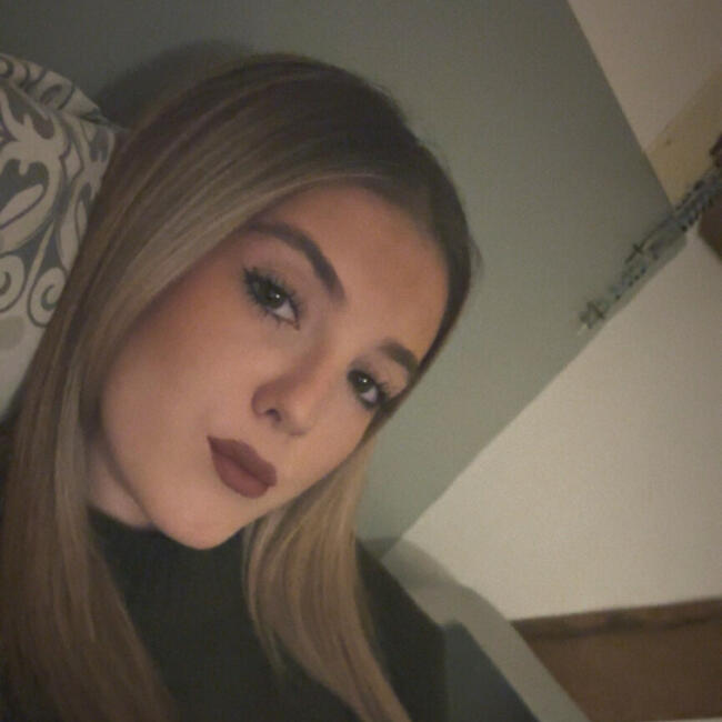 Babysitter in Reims: Camille