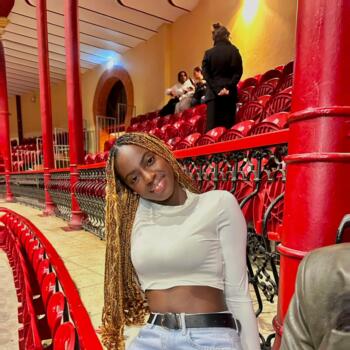 Babysitter in Castelo Branco: Aida