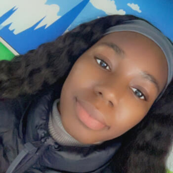Babysitter in Portsmouth: Oluwakanyinsola