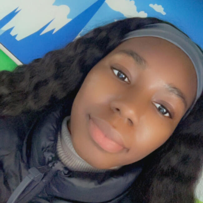 Babysitter in Portsmouth: Oluwakanyinsola