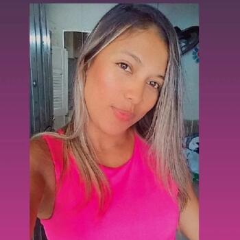 Babá em Belém: Leila correa