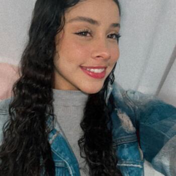 Babysitter in Campinas: Ingrid Bianca