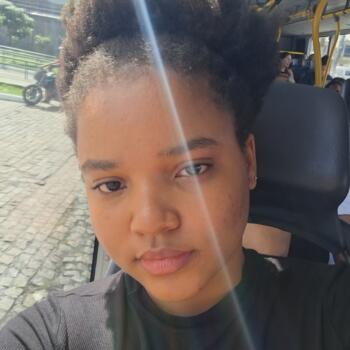 Babysitter in Feira de Santana: Natalia