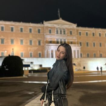 Babysitter στην περιοχή Γόννοι: Ειρήνη