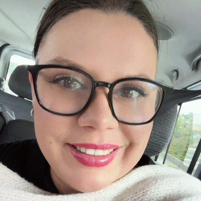 Babysitter in Bayon-sur-Gironde: Melodie