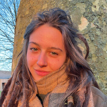 Babysitter in Dilbeek: Justine