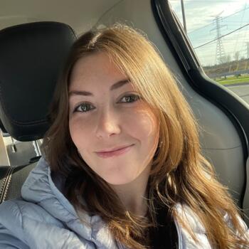 Babysitter in Vaughan: Emma