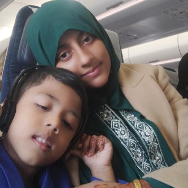 Babysitter in Paris: Fahamida