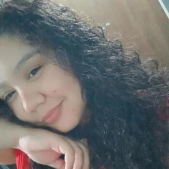 Niñera en Luque: Andrea Beatriz