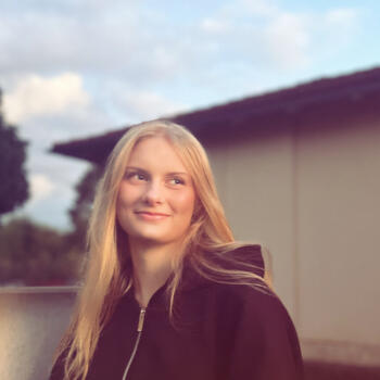 Babysitter in Muhr am See: Alina