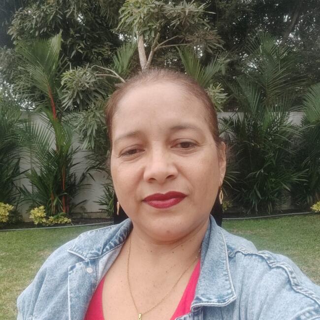Babysitter in Guayaquil: Liliana Gregoria Ortiz Morán