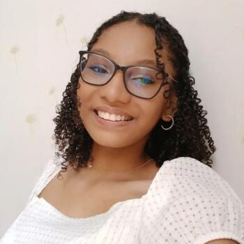 Babá em Salvador: Laura