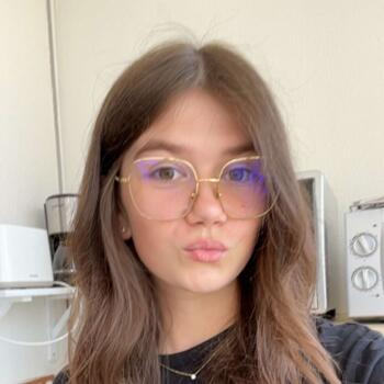 Baby-sitter Saint-Pathus: Emeline