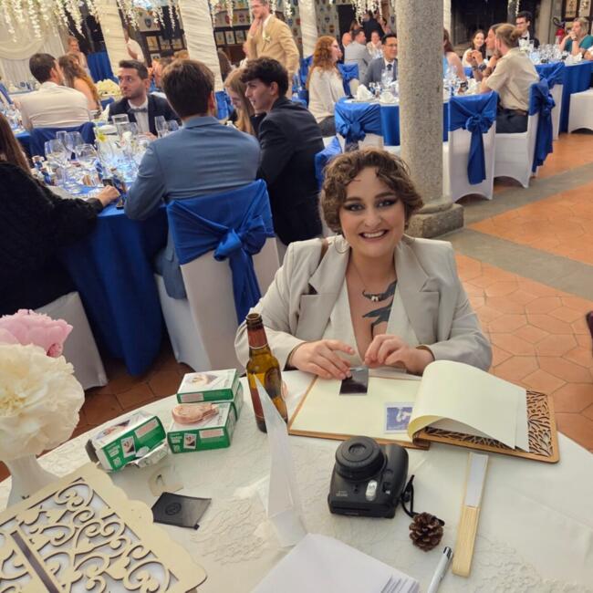 Babysitter in Aroeira (Distrito de Setúbal): Chloé