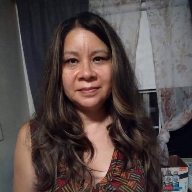 Babysitter in Long Beach: Lillian