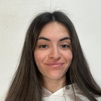 Babysitter in Villa Carmela: Chiara Jazmín