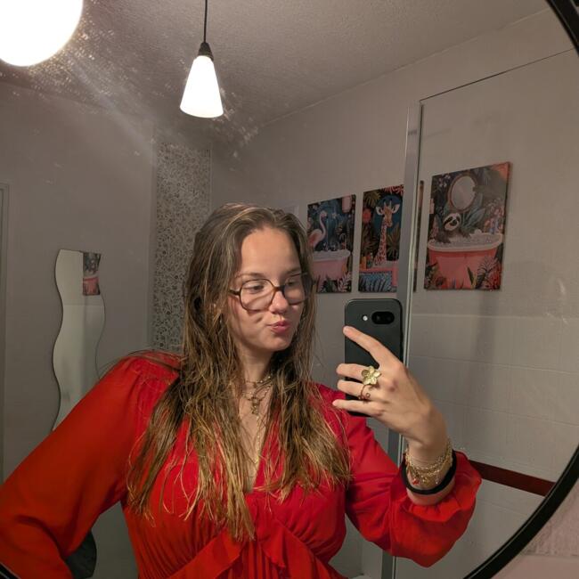 Babysitter in Poitiers: Aliénor