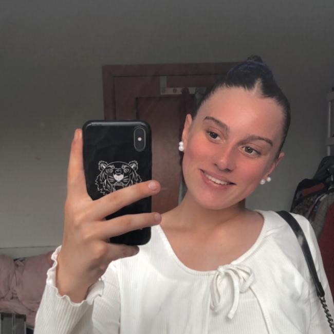 Opiekunka do dziecka w Liège: Elise