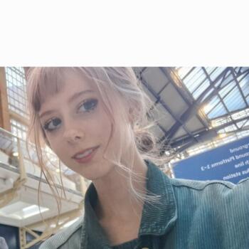 Babysitter in Versailles: Sarah