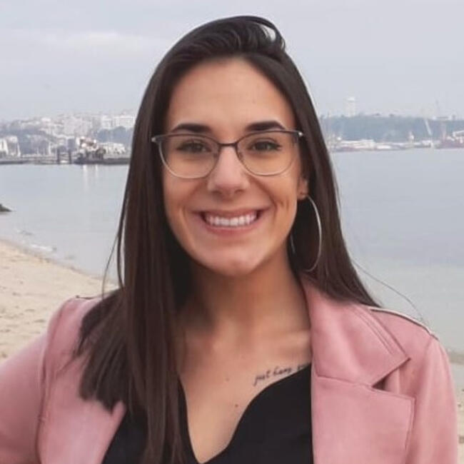 Babysitter in Setúbal: Joana