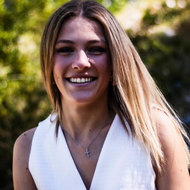 Babysitter in Verquières: Marine