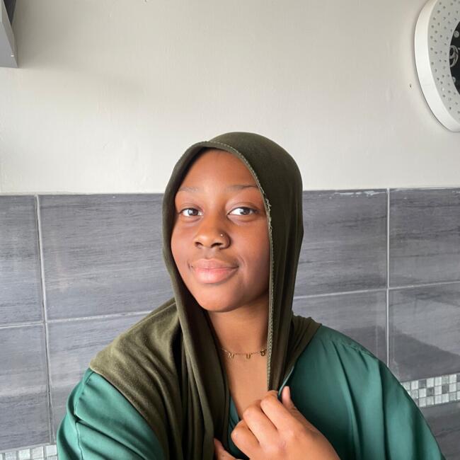 Babysitter in Nanterre: Soumeiya