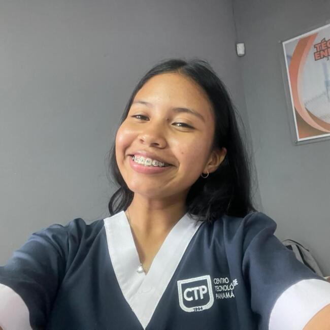 Babysitter in Santa Rita: Mileika