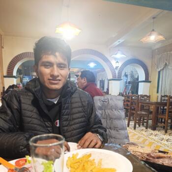 Babysitting job in Santa Cruz: babysitting job Luis