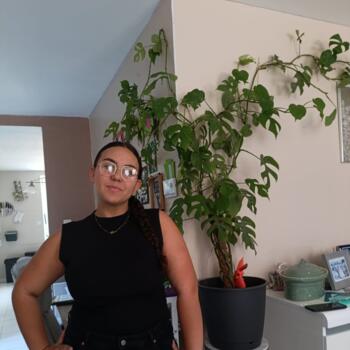 Babysitter Saint-Julien-sur-Reyssouze: Rosa