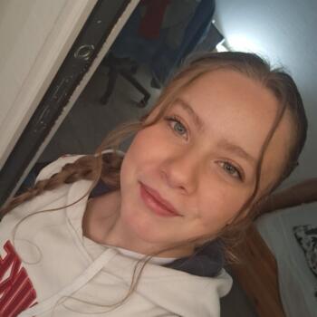 Babysitter in Saint-Quentin: Lilia