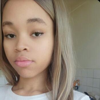 Babysitter Vigneux-sur-Seine: Kenza
