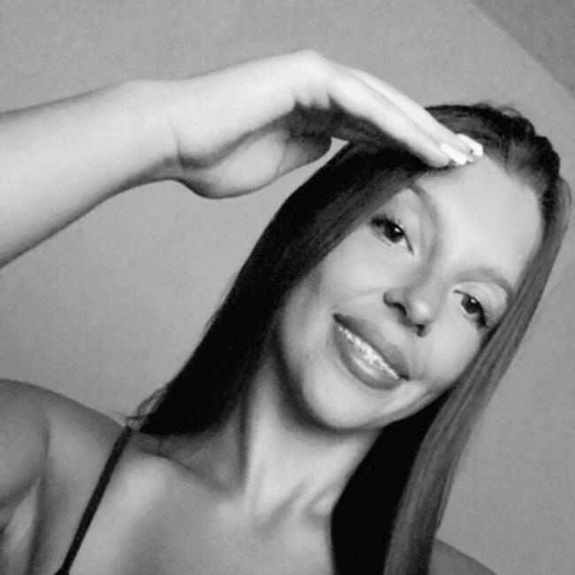 Babysitter in Matosinhos Municipality: Lara