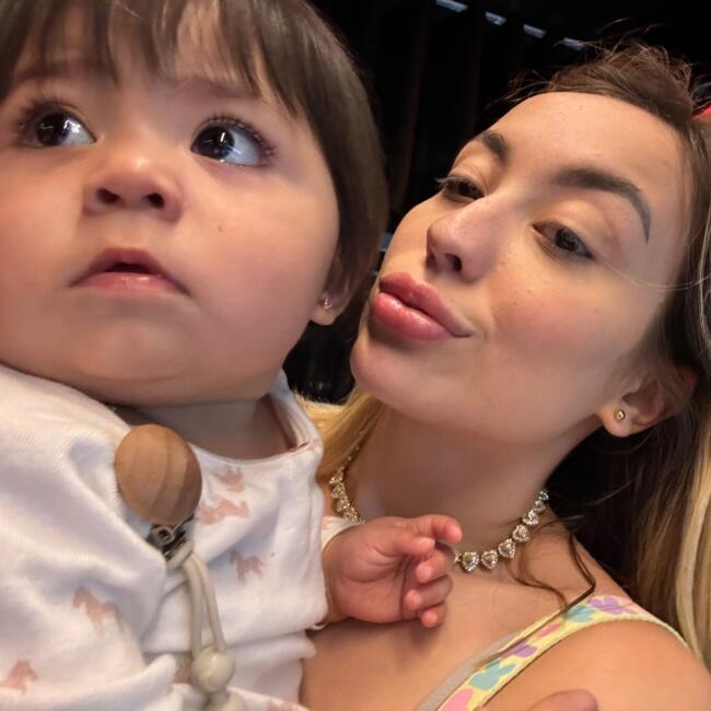 Babysitting job in Santa Cruz: Victoria