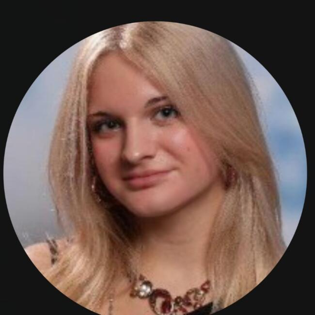 Babysitter in Équihen-Plage: Lily