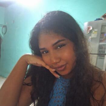 Babysitter in Manaus: Ester