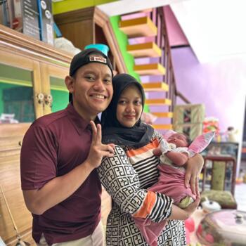 Lowongan pekerjaan babysitting di Tulungagung: lowongan pekerjaan babysitter Dicky