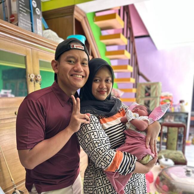 Babysitting job in Tulungagung: Dicky