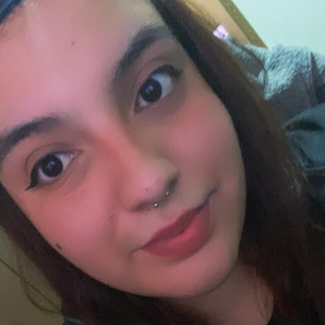 Emprego de babá em Cotia: Veruska