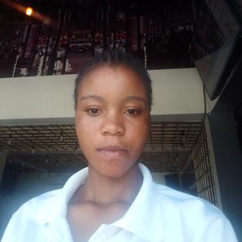 Babysitter in Lekki Peninsula: Jennifer