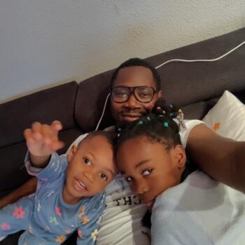 Trabajo de canguro en Lleida: trabajo de canguro José Antonio