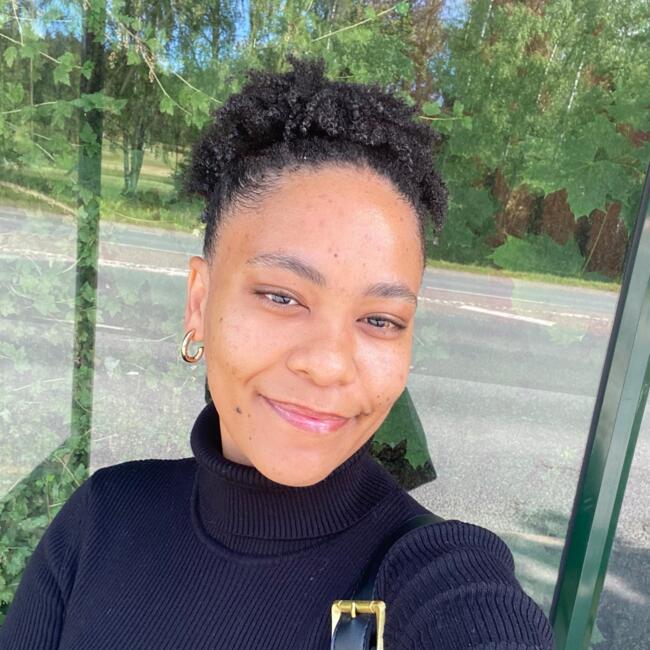 Babysitter in Port Elizabeth: Amber