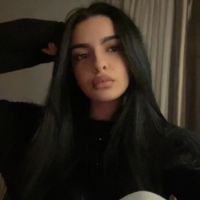 Babysitter in Vrilissia: Walaa